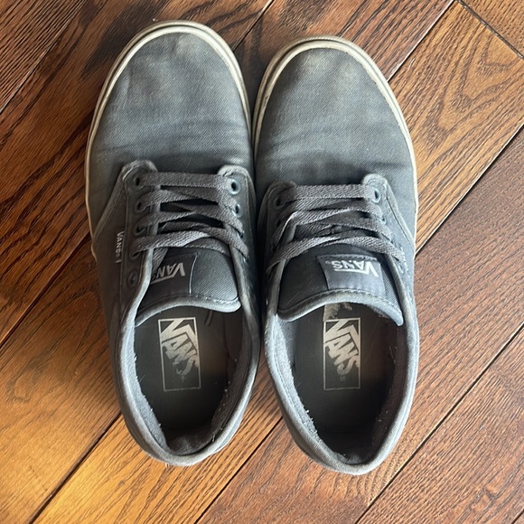 VANS Low top Sneaker size 9 women’s size 7 Men’s - Picture 2 of 3